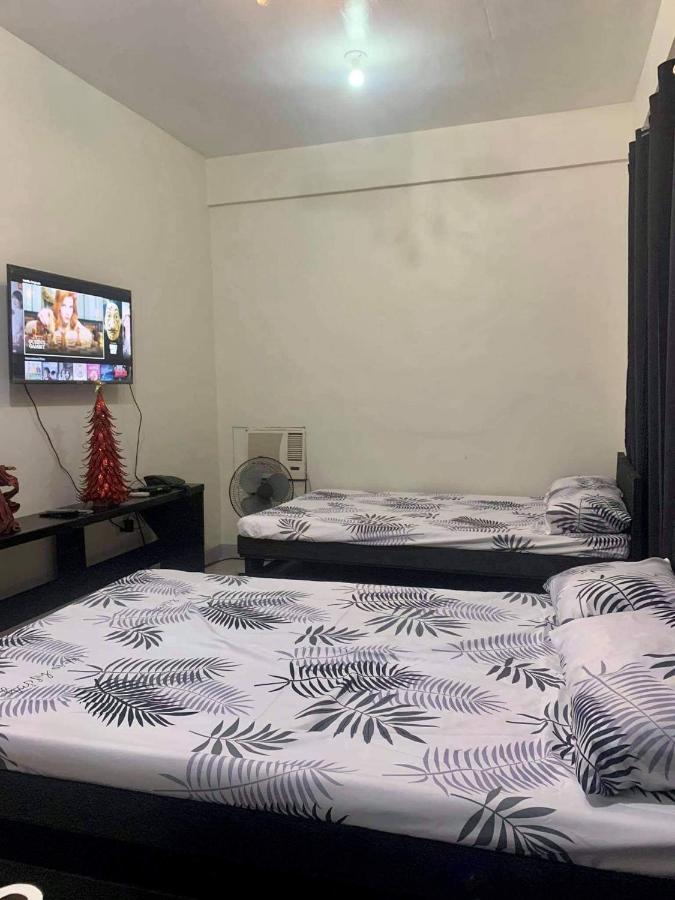 Perlies Inn New Barkada House With Netflix And Wifi 塔奈 外观 照片